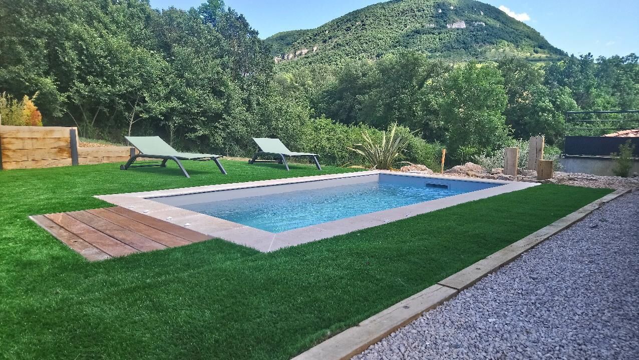 Photo of Outdoor in Saint-Georges-de-Luzencon