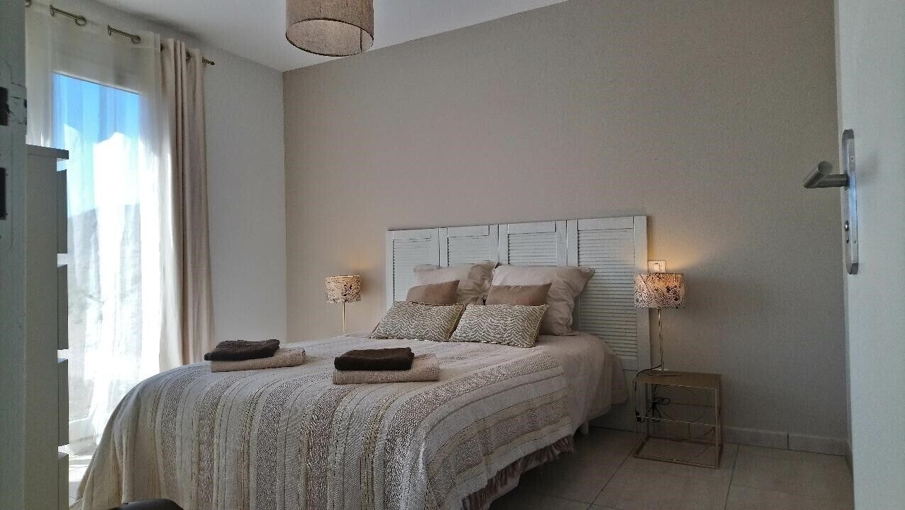 Photo of Bedroom in Saint-Georges-de-Luzencon