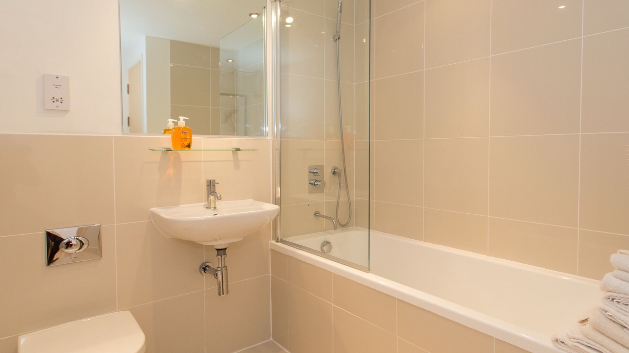 Photo of Bathroom in Newquay