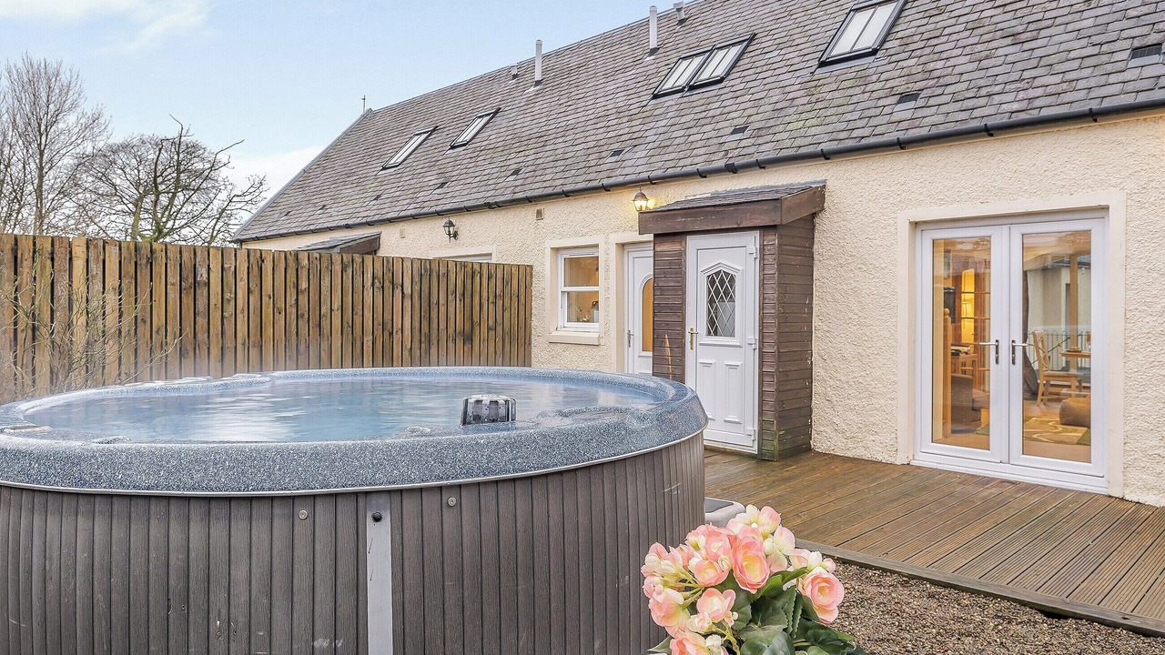 Photo of Others in Lochwinnoch