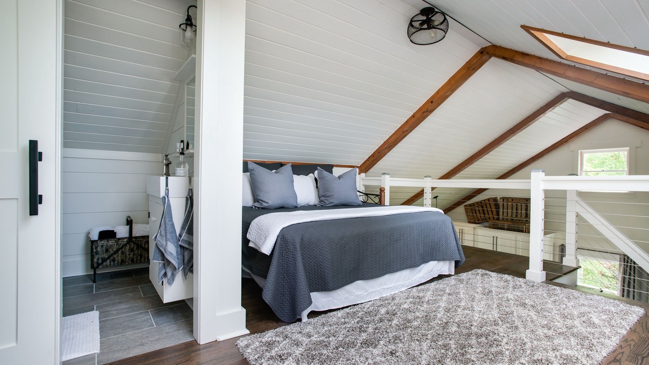 Photo of Bedroom in Lakemont