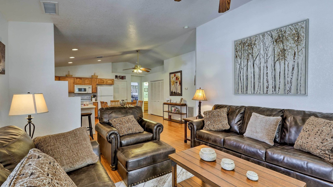 Photo of Livingroom in Sedona