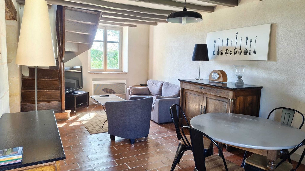 Photo of Livingroom in Beaumont-en-Veron