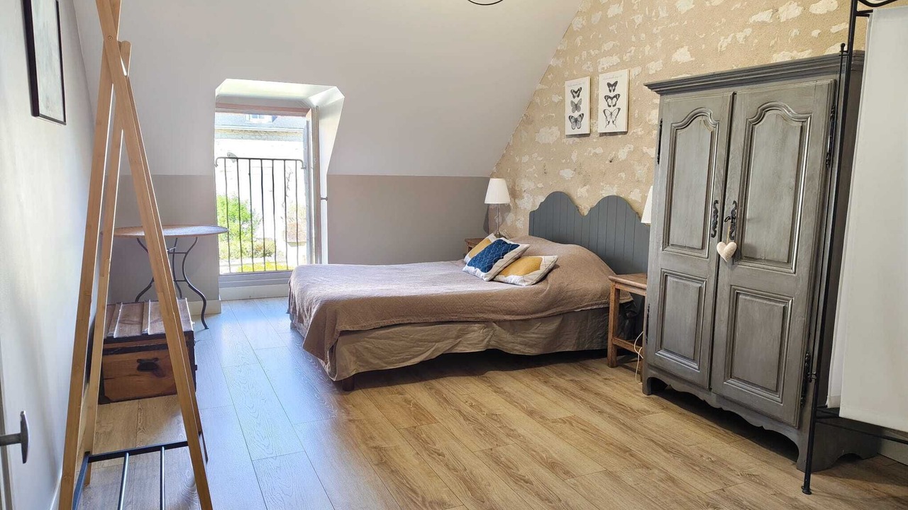 Photo of Bedroom in Beaumont-en-Veron