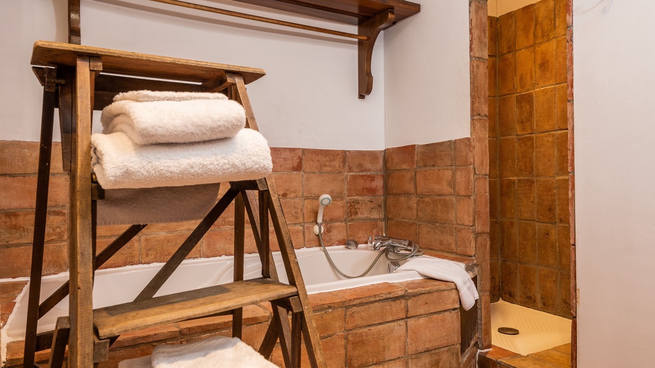 Photo of Bathroom in Saint-Pierre-des-Champs
