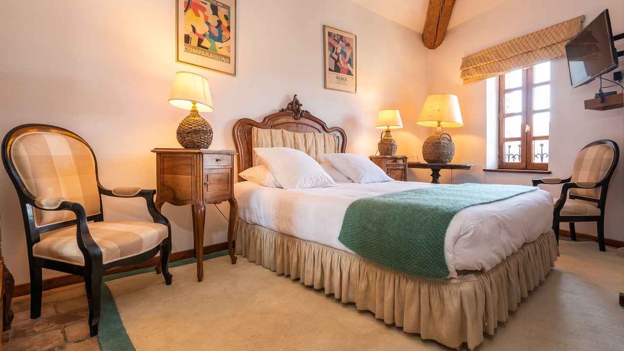 Photo of Bedroom in Saint-Pierre-des-Champs