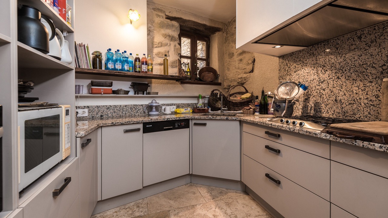 Photo of Kitchen in Saint-Pierre-des-Champs