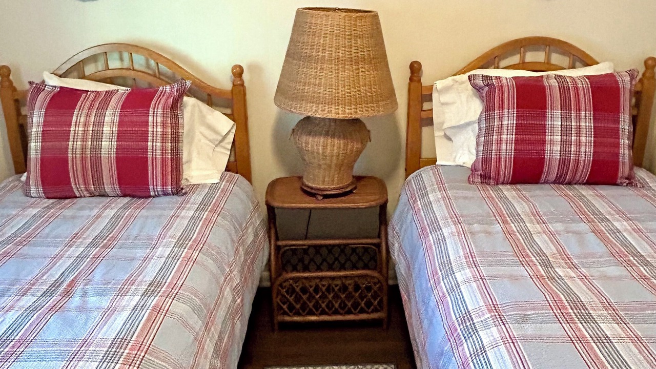 Photo of Bedroom in Jamaica Beach