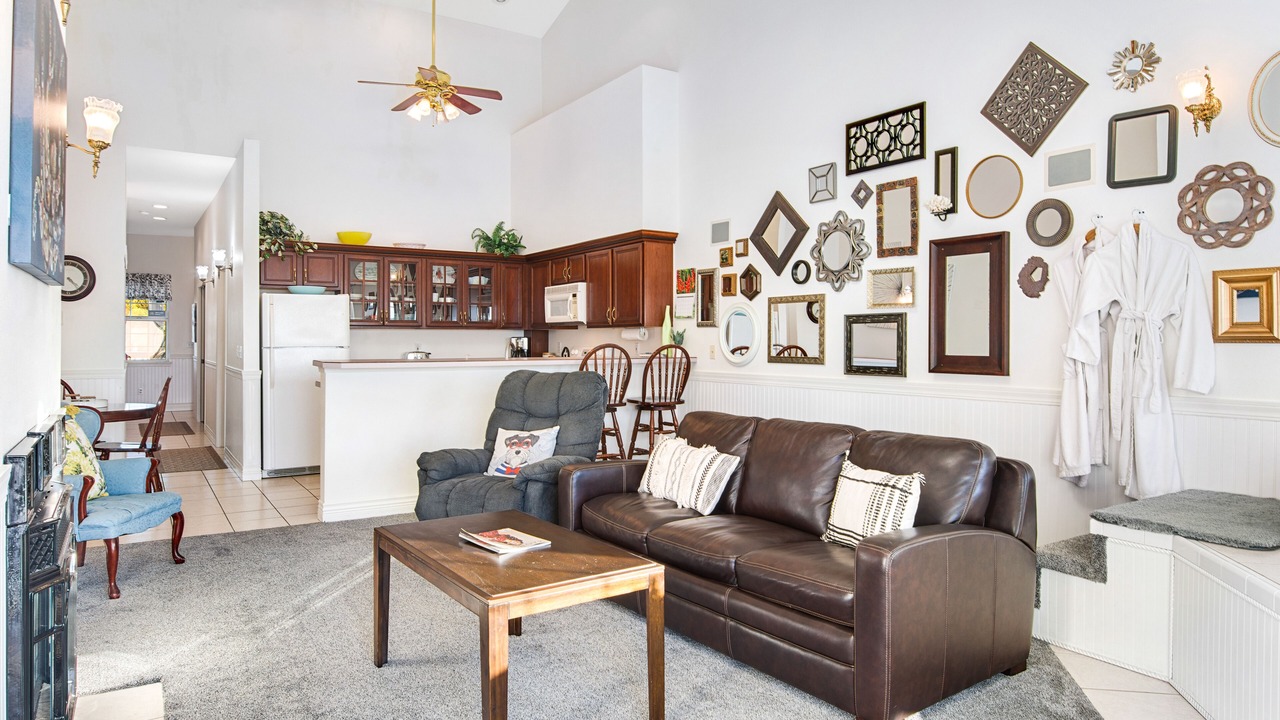 Photo of Livingroom in Ocean Shores