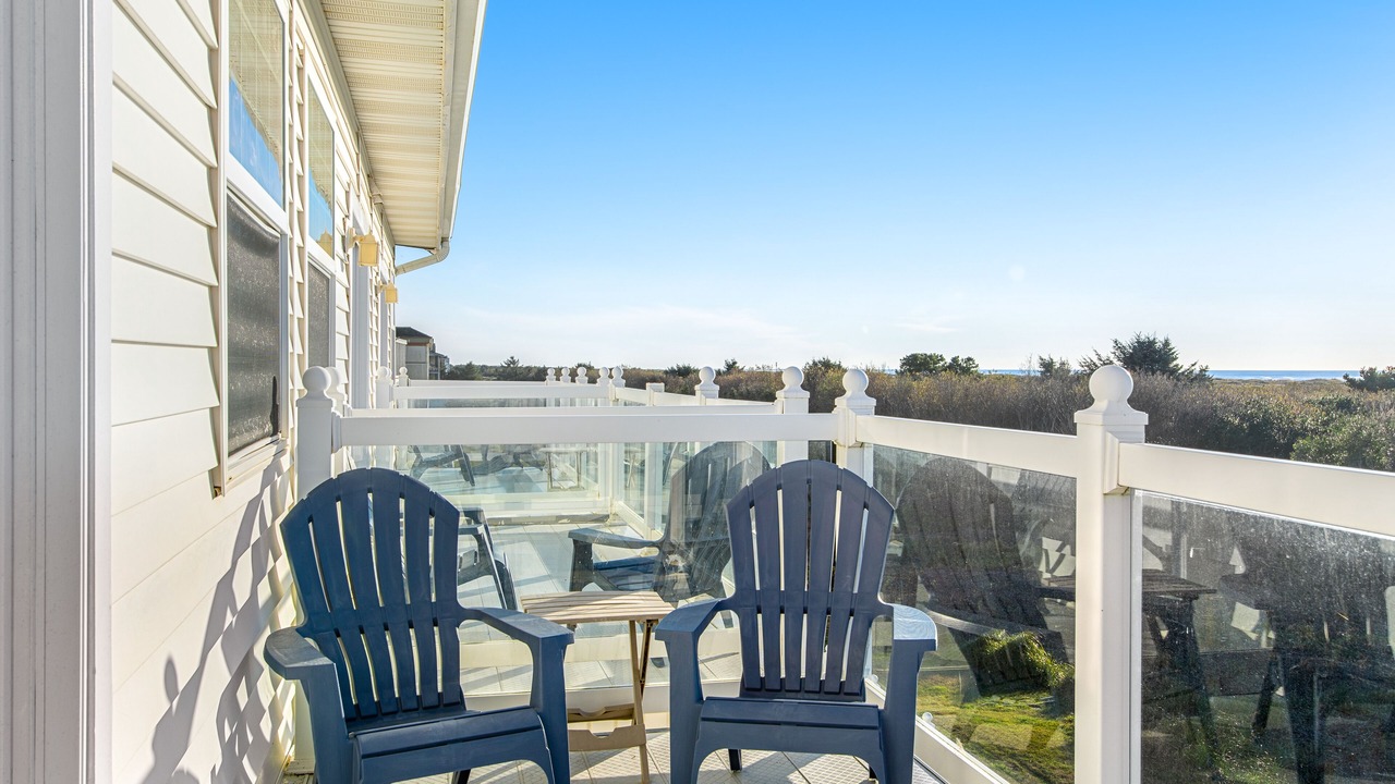 Photo of Patio Balcony in Ocean Shores