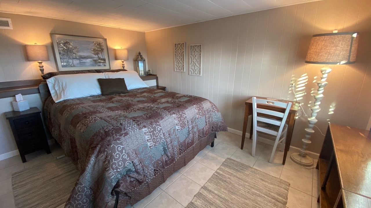 Photo of Bedroom in Kimberling City