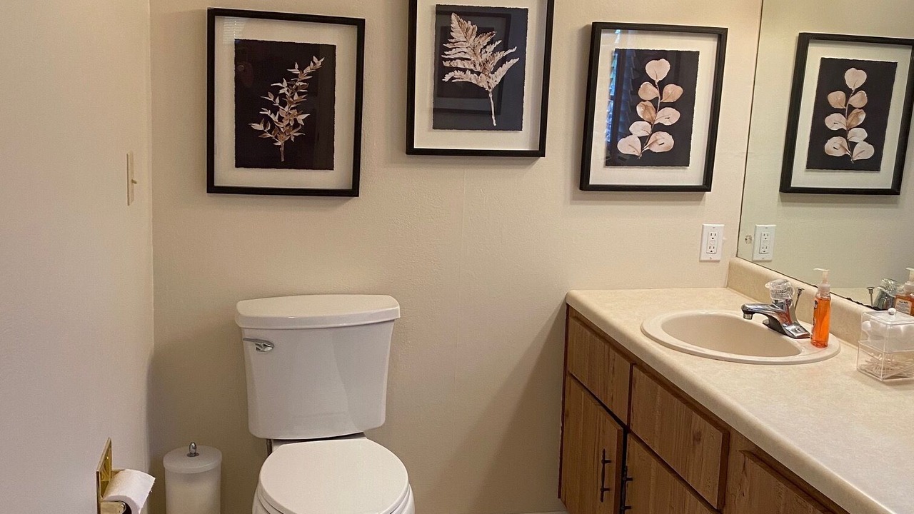 Photo of Bathroom in Kimberling City