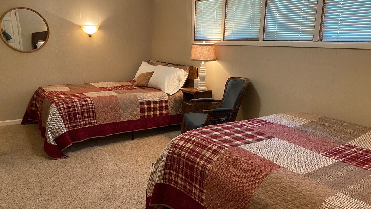 Photo of Bedroom in Kimberling City