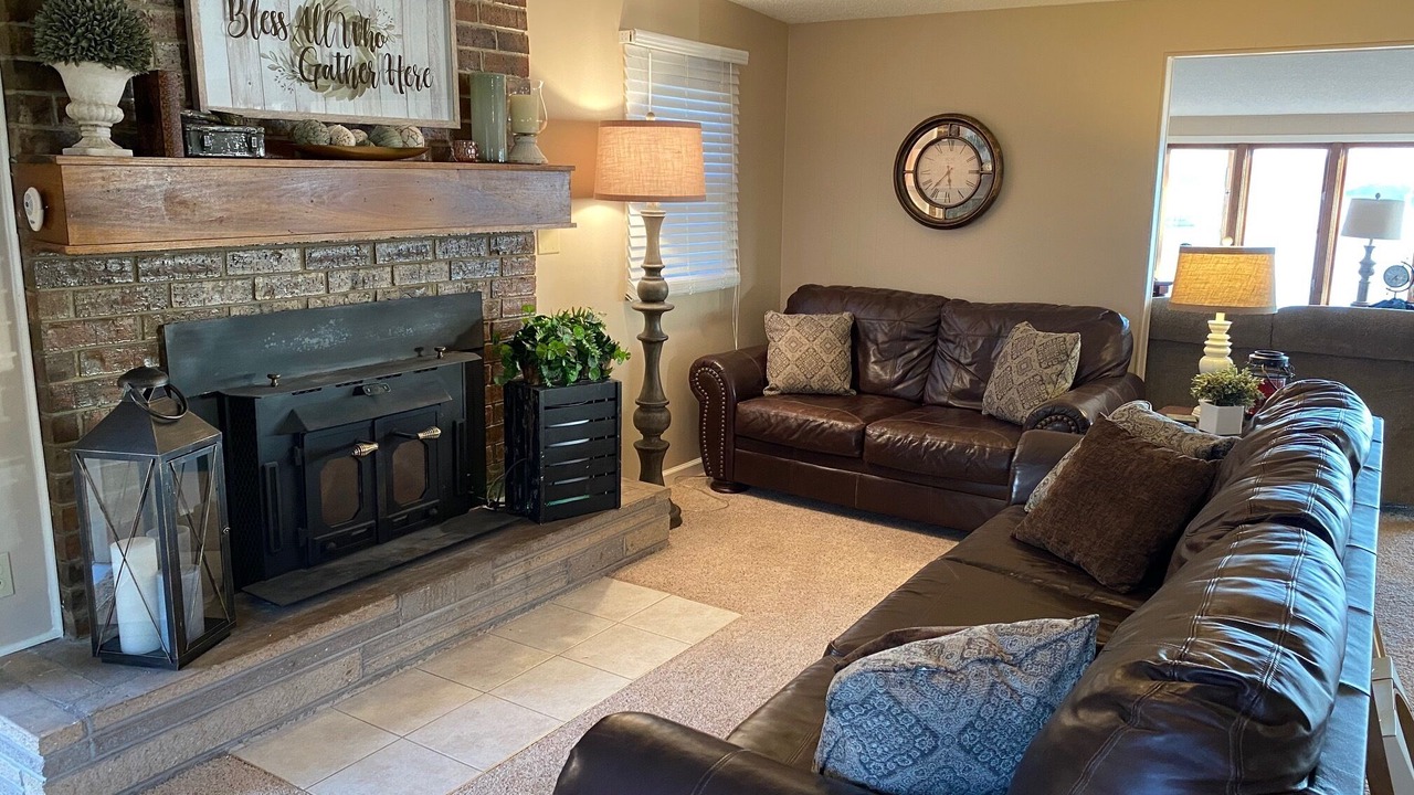 Photo of Livingroom in Kimberling City