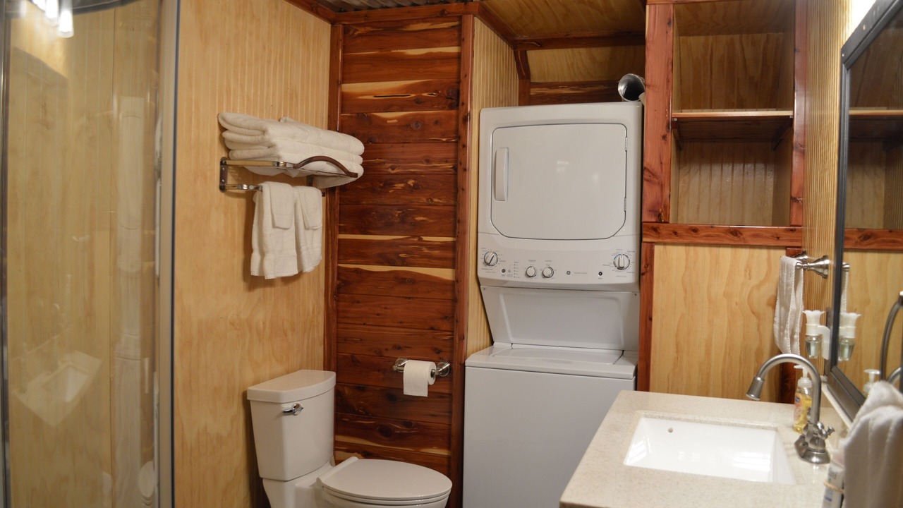 Photo of Bathroom in Hughes County