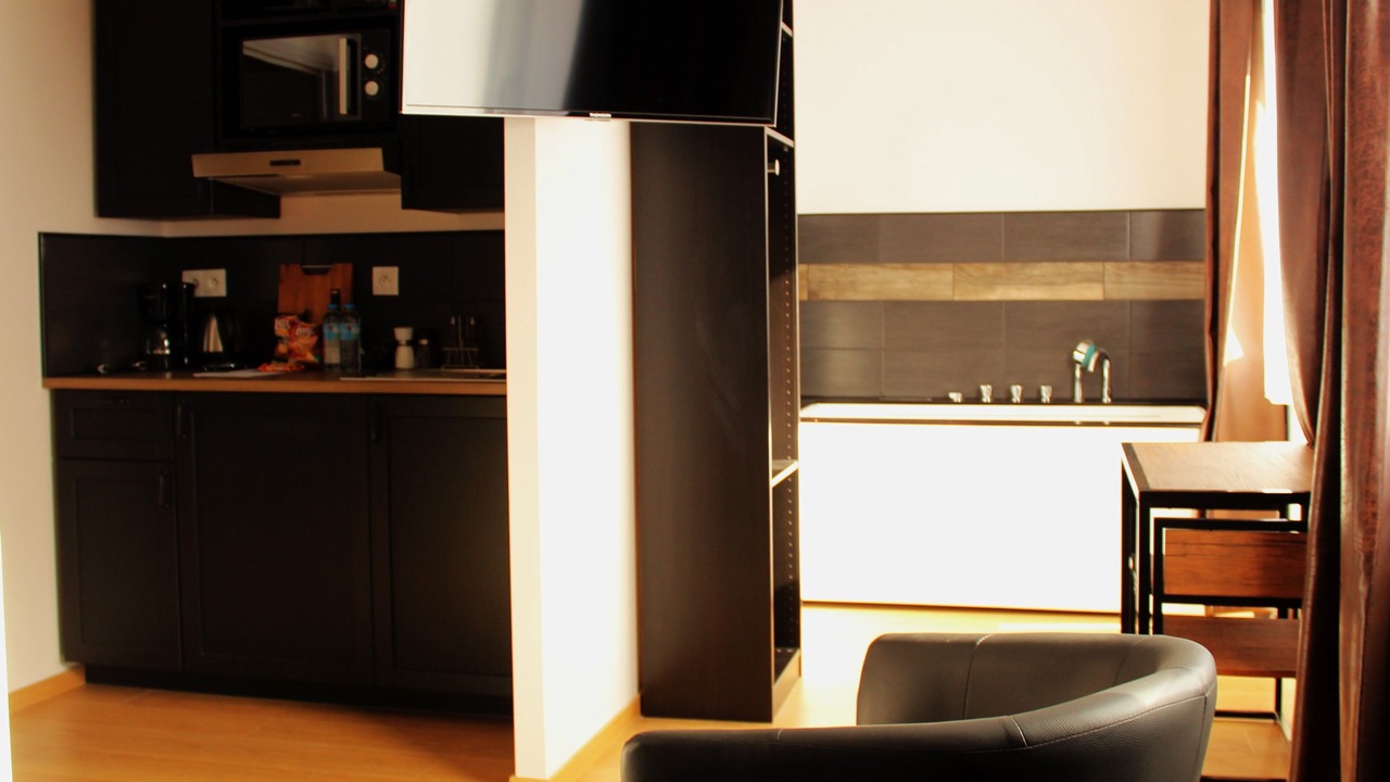 Photo of Kitchen in Lens