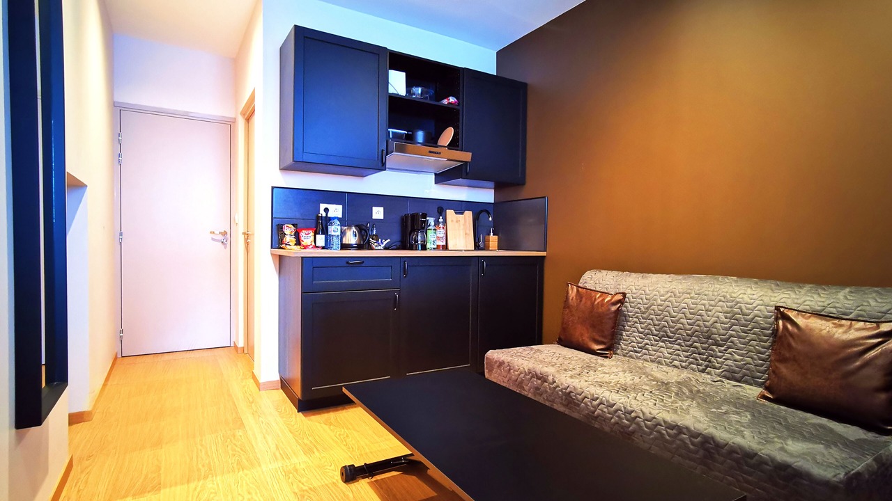 Photo of Bedroom in Lens