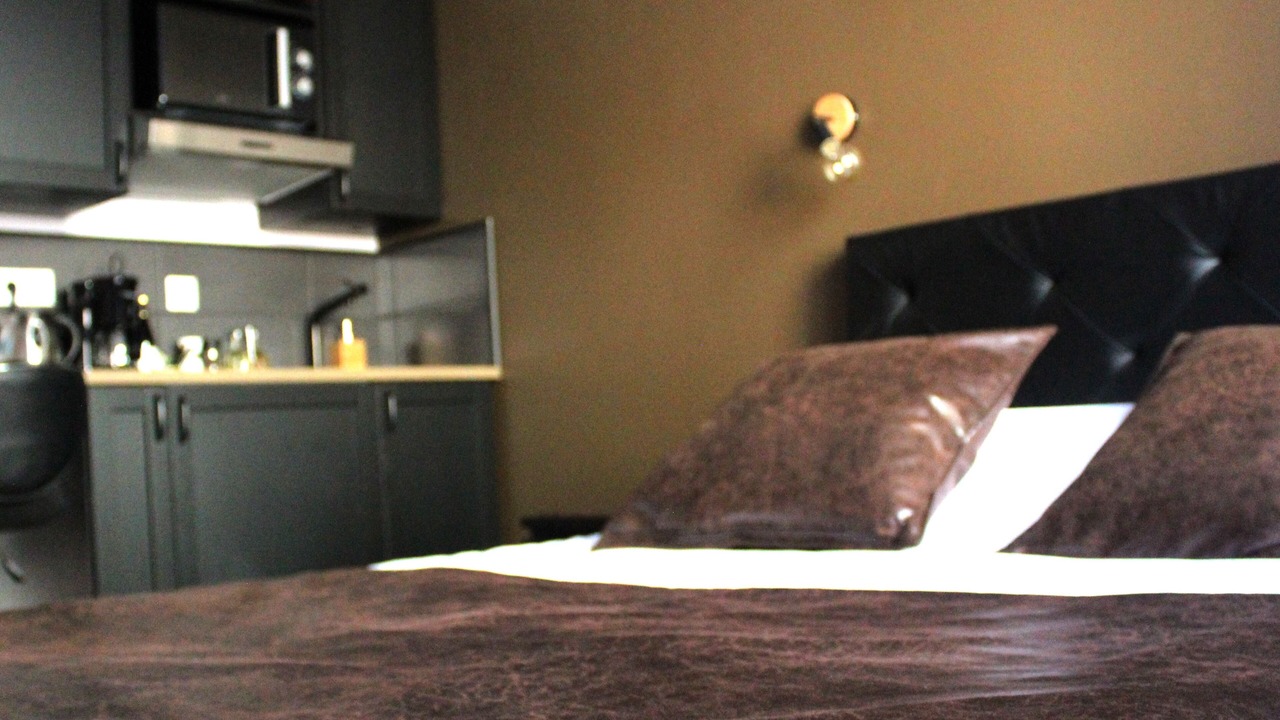 Photo of Bedroom in Lens