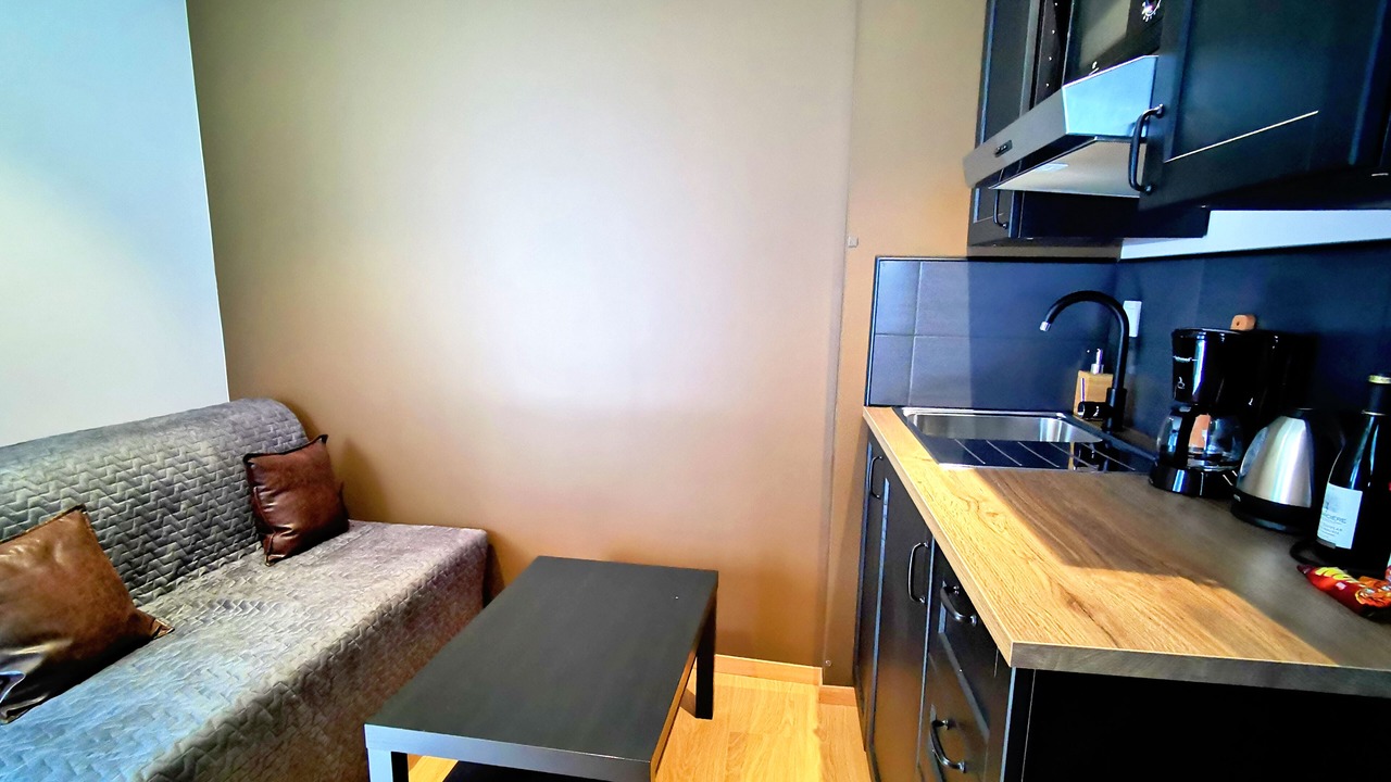 Photo of Kitchen in Lens