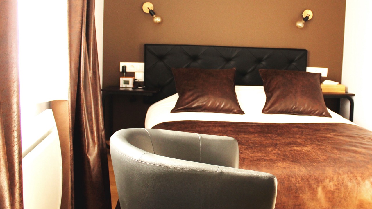 Photo of Others in Lens