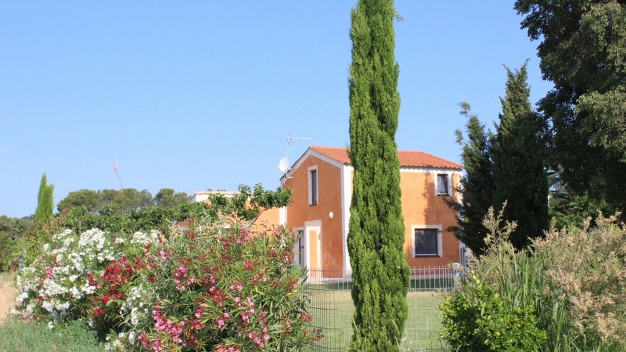 Photo of Outdoor in Aspiran