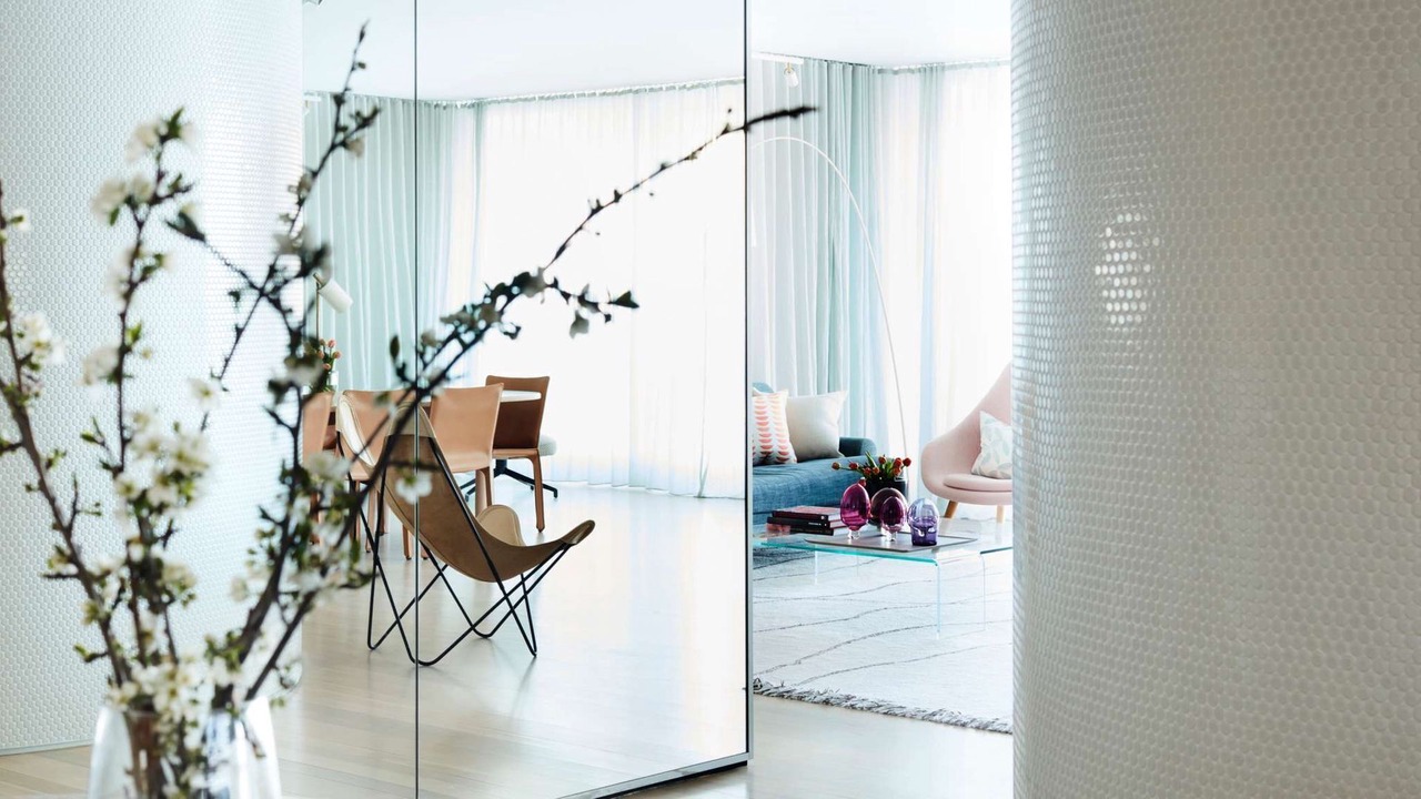 Photo of Livingroom in Elizabeth Bay