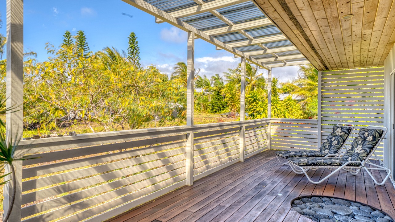 Photo of Patio Balcony in Puna Palisades