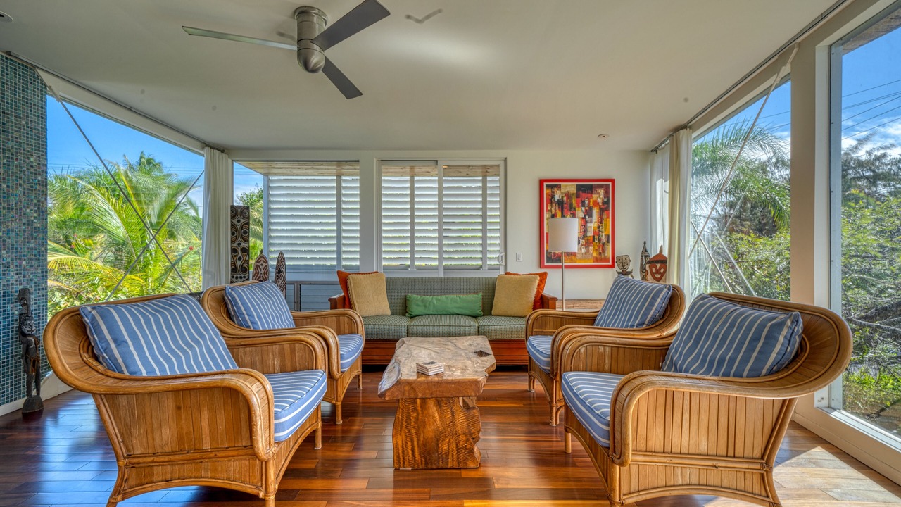 Photo of Others in Puna Palisades