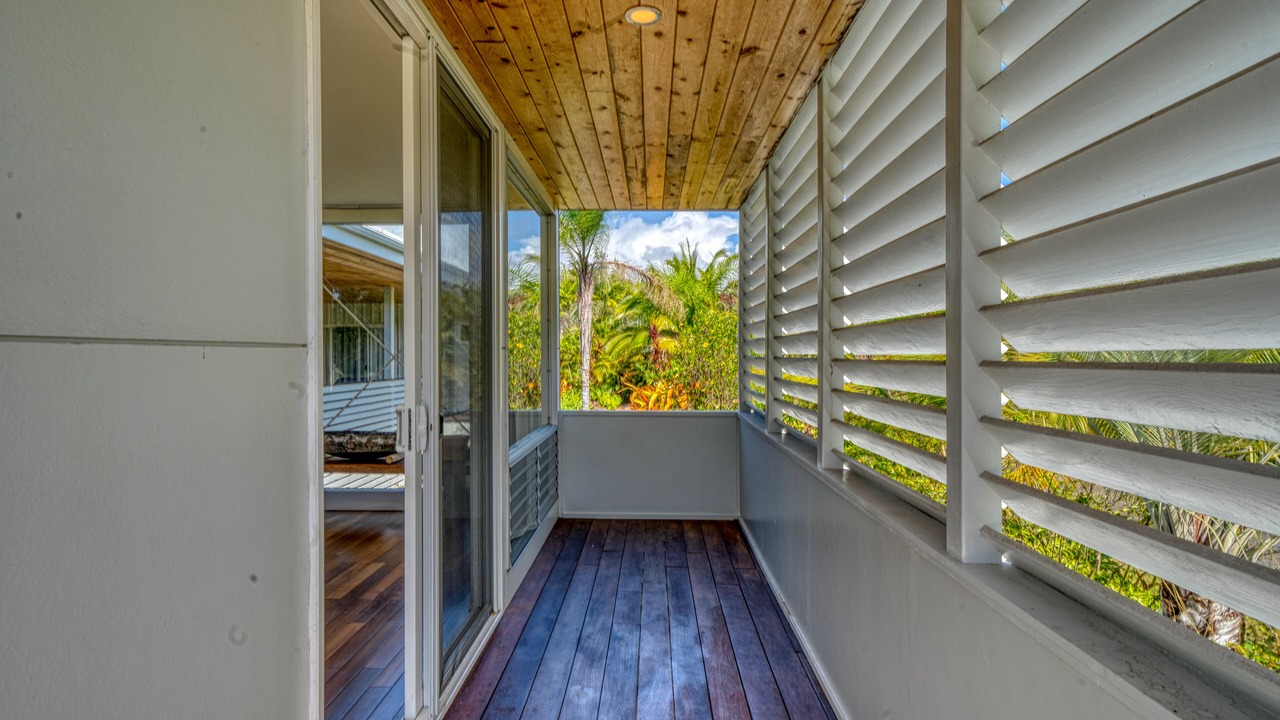 Photo of Patio Balcony in Puna Palisades