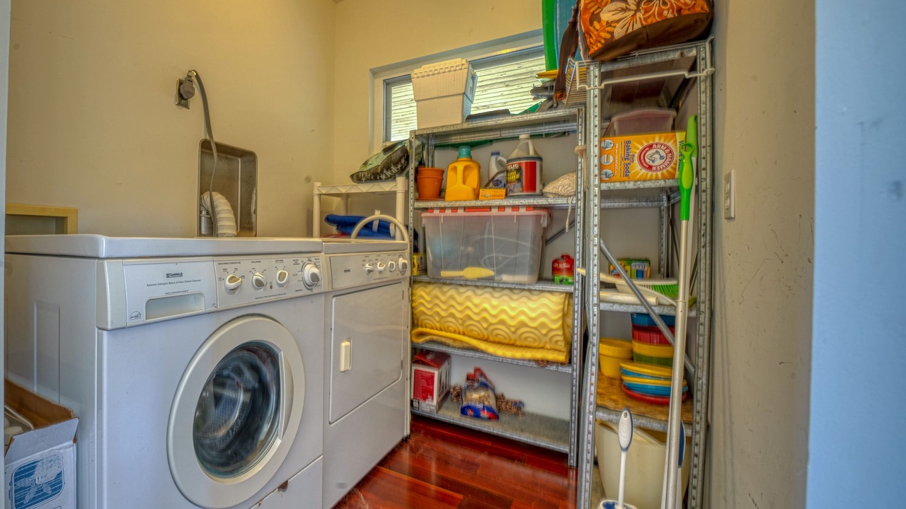 Photo of Others in Puna Palisades