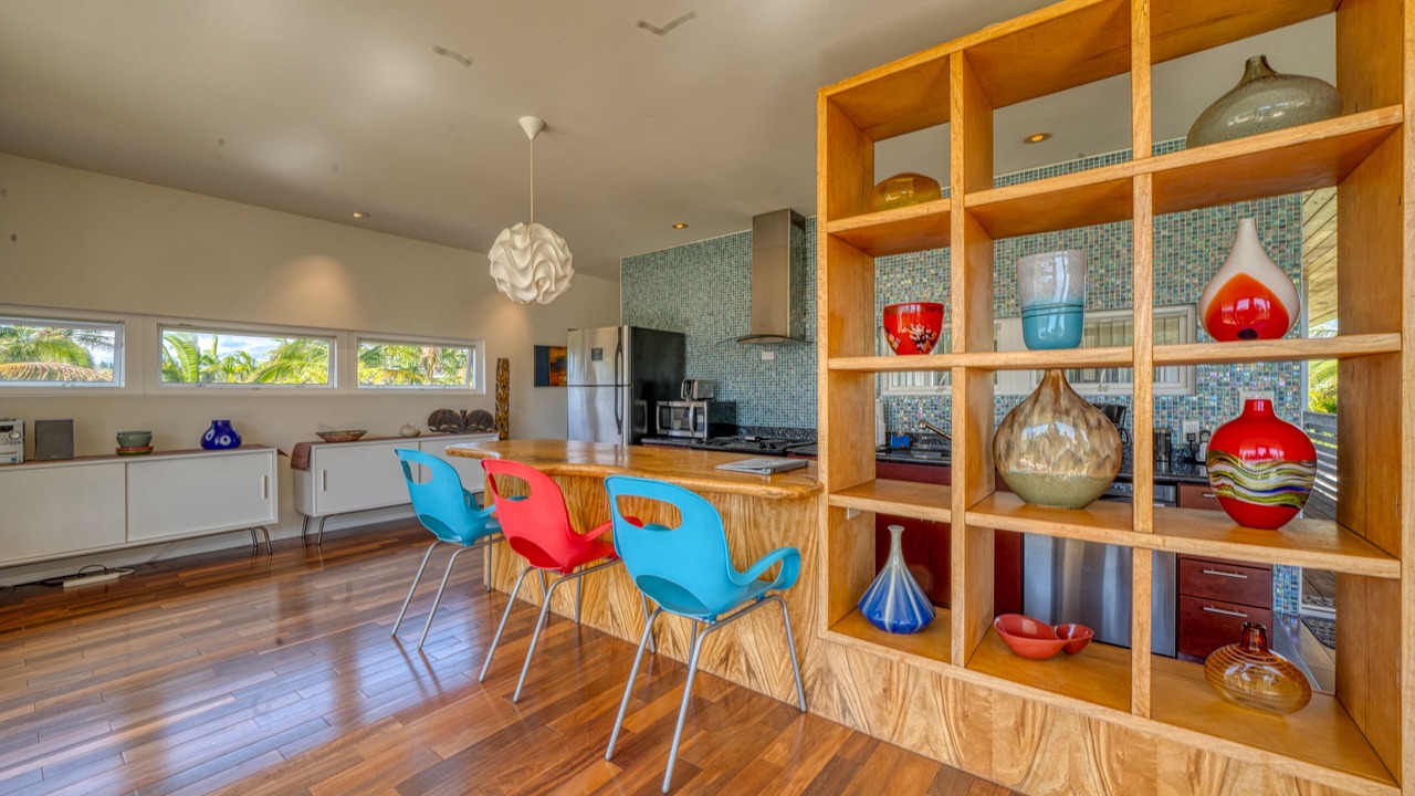 Photo of Kitchen in Puna Palisades