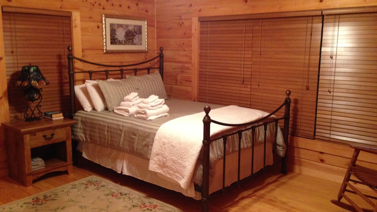 Photo of Bedroom in Rutherfordton