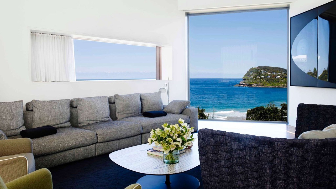 Photo of Livingroom in Whale Beach