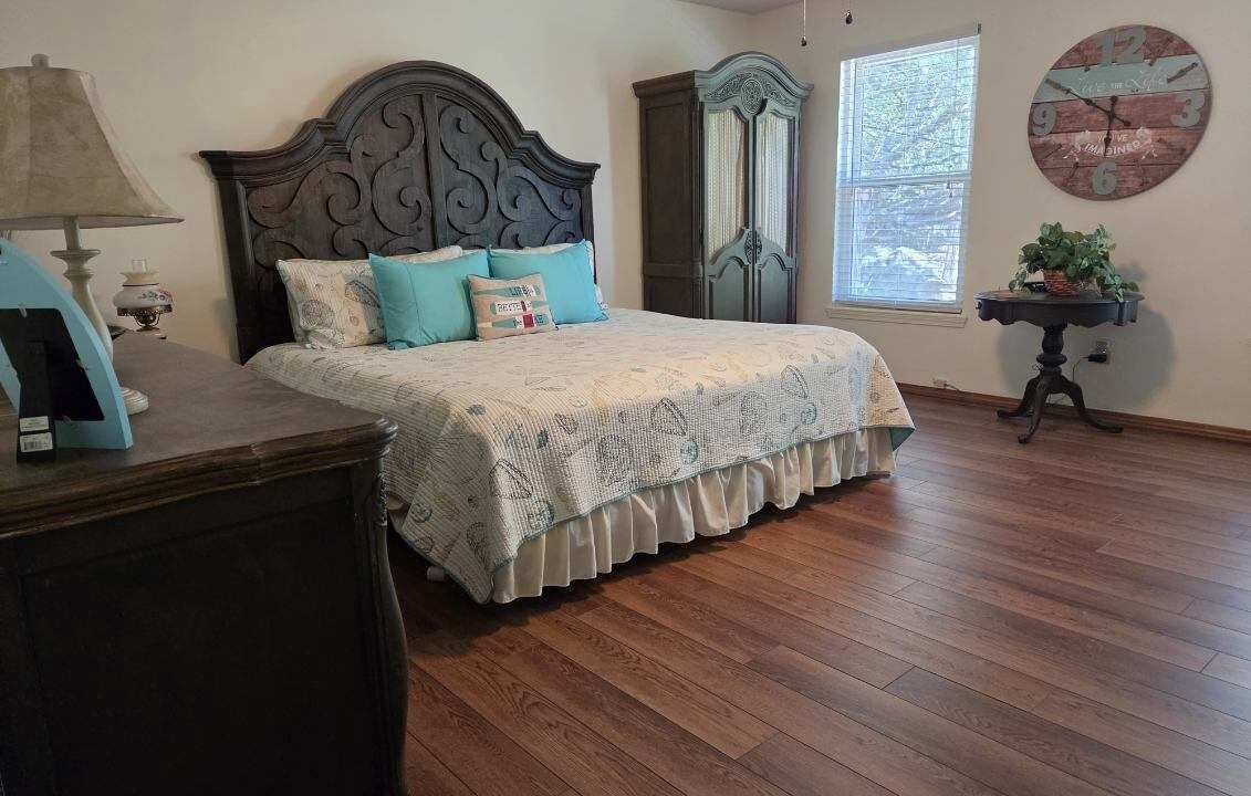 Photo of Bedroom in Lost Bridge Village