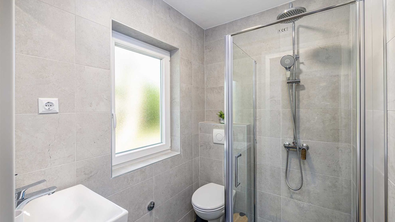 Photo of Bathroom in Kornic
