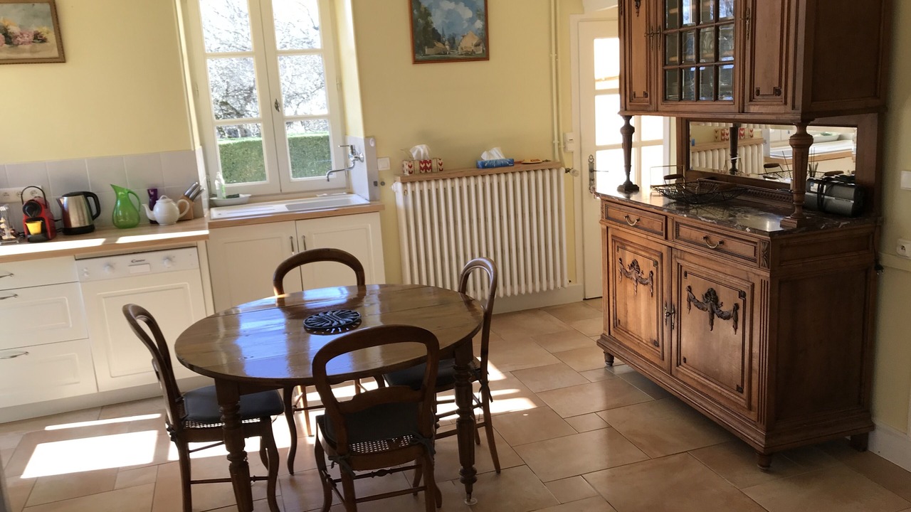 Photo of Others in Commarin