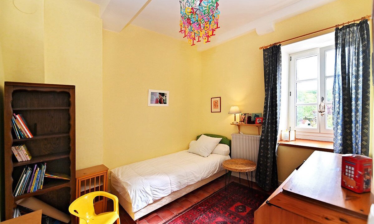 Photo of Bedroom in Commarin