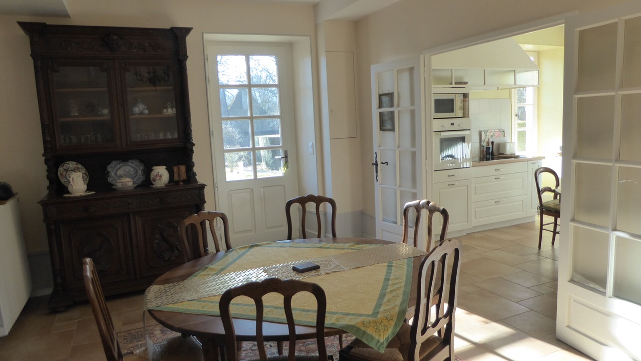 Photo of Others in Commarin