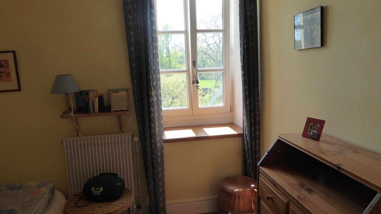 Photo of Bedroom in Commarin