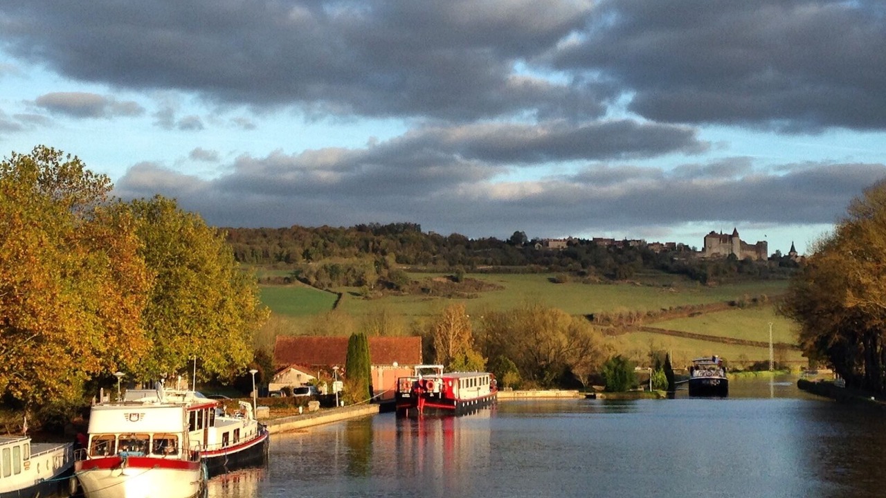 Photo of Outdoor in Commarin