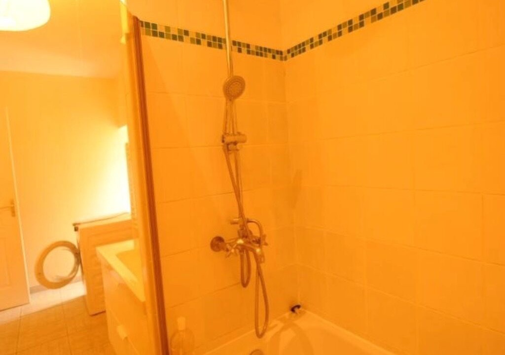 Photo of Bathroom in Montillot