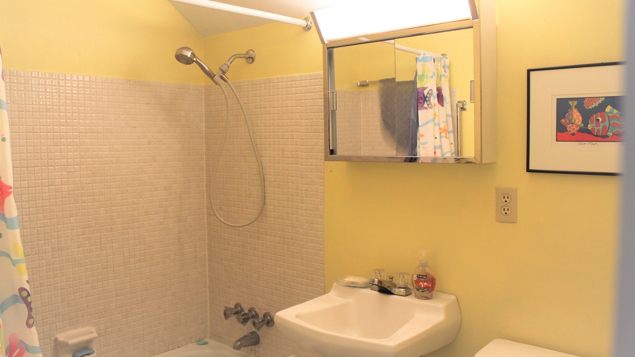 Photo of Bathroom in South Haven