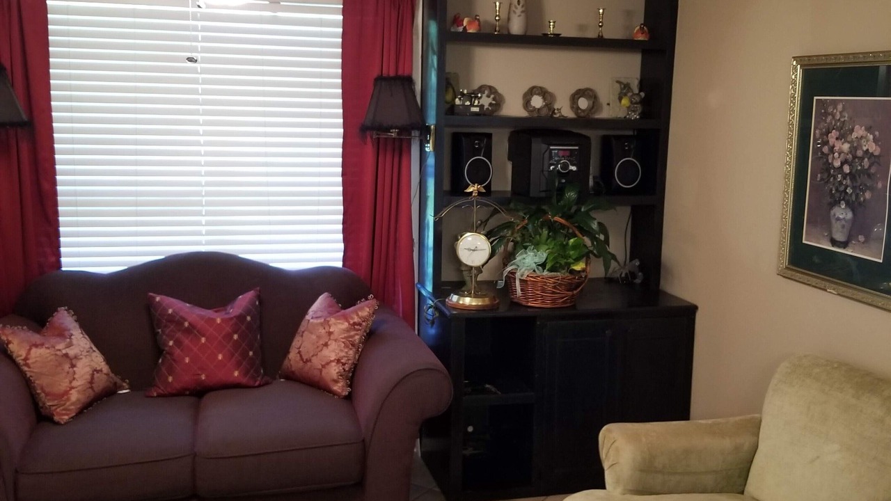 Photo of Livingroom in Bastrop