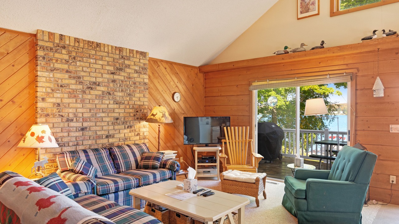 Photo of Livingroom in Boyne City