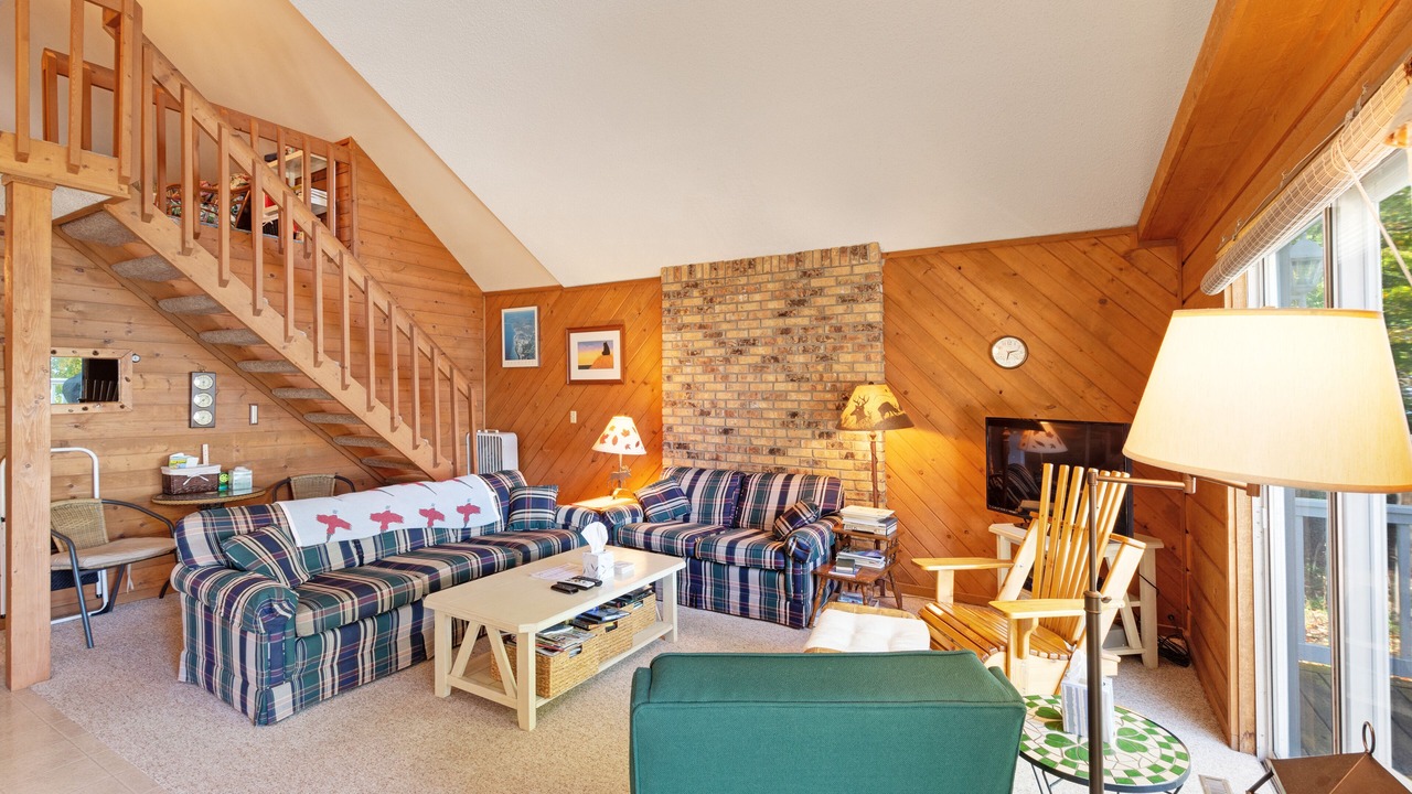 Photo of Livingroom in Boyne City