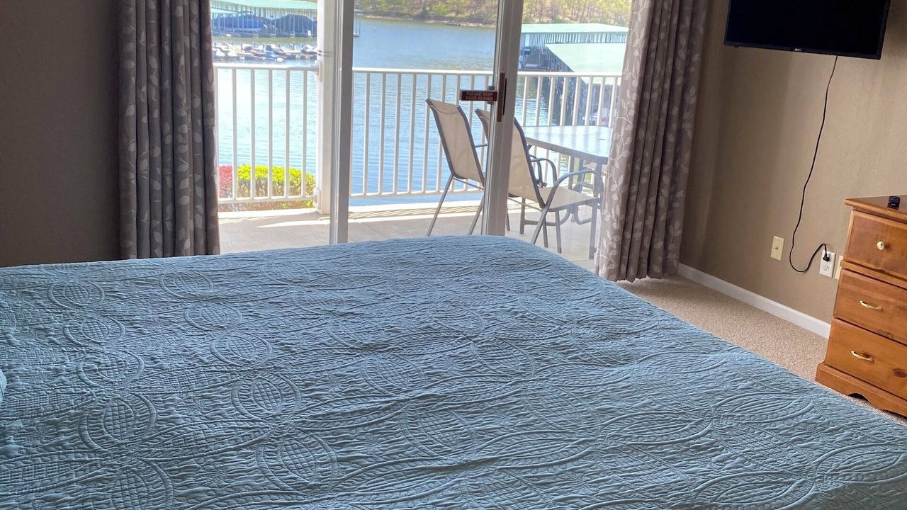 Photo of Bedroom in Osage Beach