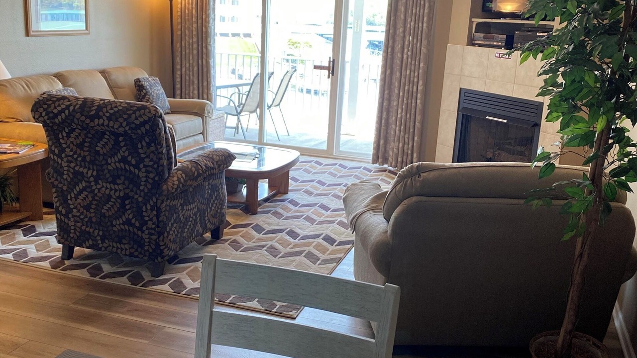Photo of Livingroom in Osage Beach