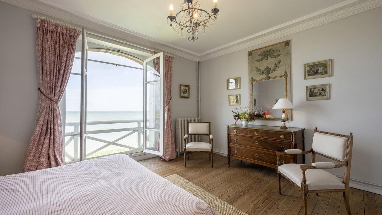 Photo of Bedroom in Grandcamp-Maisy