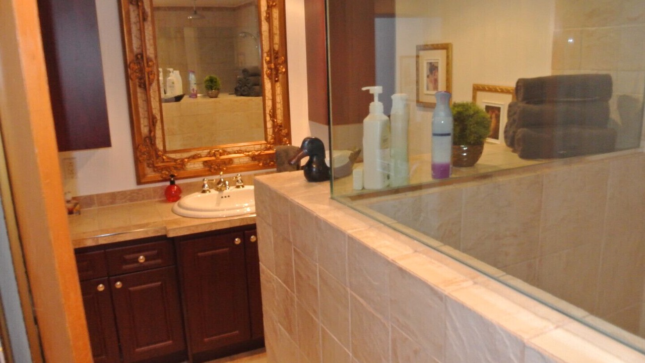 Photo of Bathroom in Plateau Mont Royal