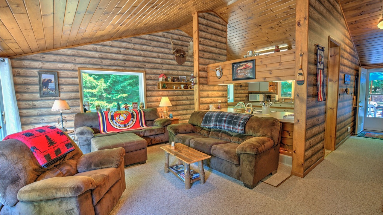 Photo of Livingroom in Town of Webb